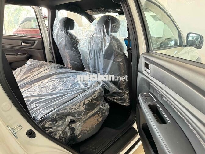 Honda BR-V L 2026 7 chỗ màu Trắng - Giao Ngay