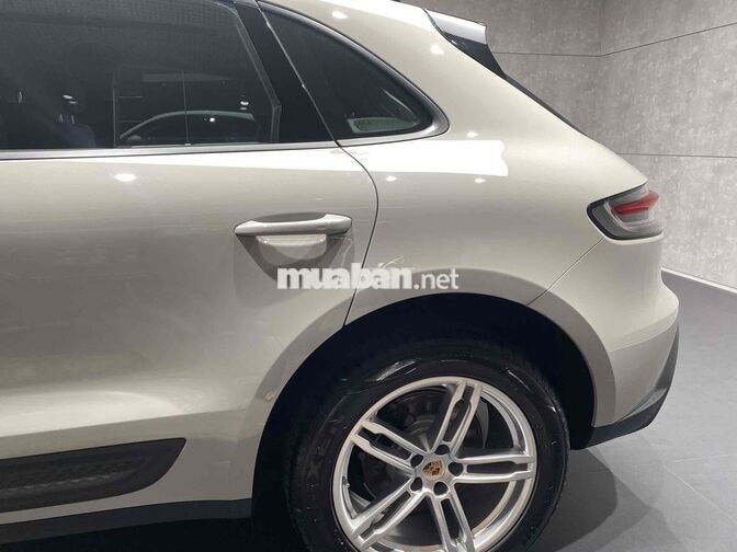 Porsche Macan 2023 17000 km Xám
