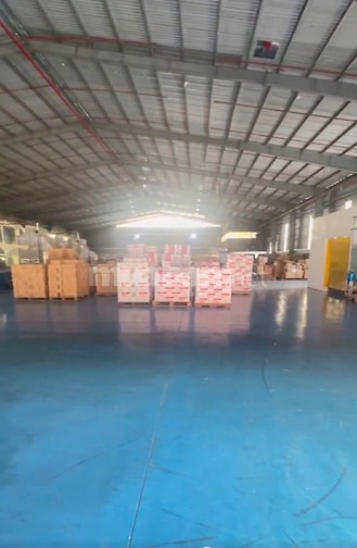 CHO THUÊ 2400m2 kho nền Epoxy. Mặt tiền QL 22. Pccc đầy đủ