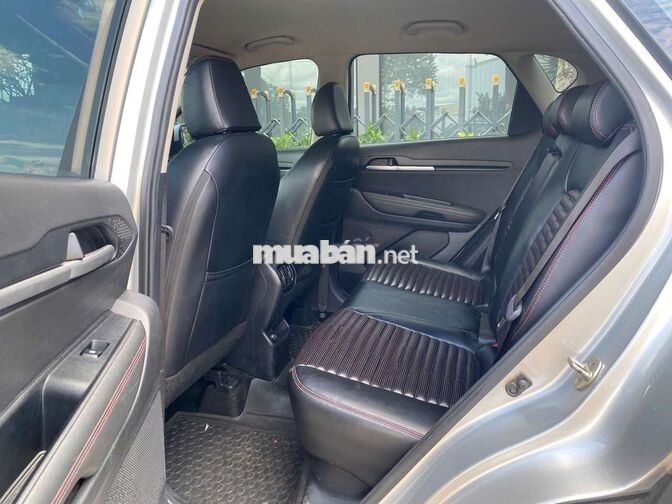 Kia Sonet 2022 Luxury 37000km Bạc