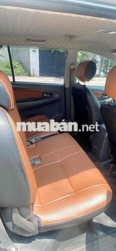 Toyota Innova 2013 8 chỗ Nâu vàng bản E ko taxi