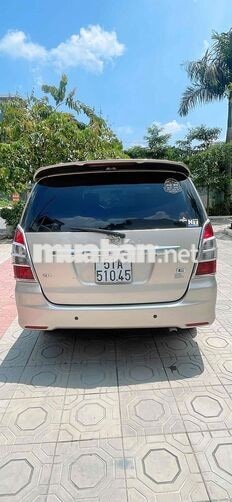 Toyota Innova 2013 8 chỗ Nâu vàng bản E ko taxi