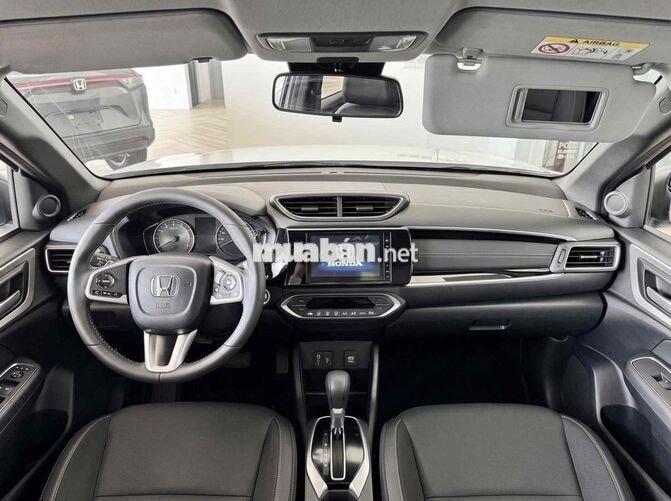Honda BR-V L 2026 7 chỗ màu Trắng - Giao Ngay
