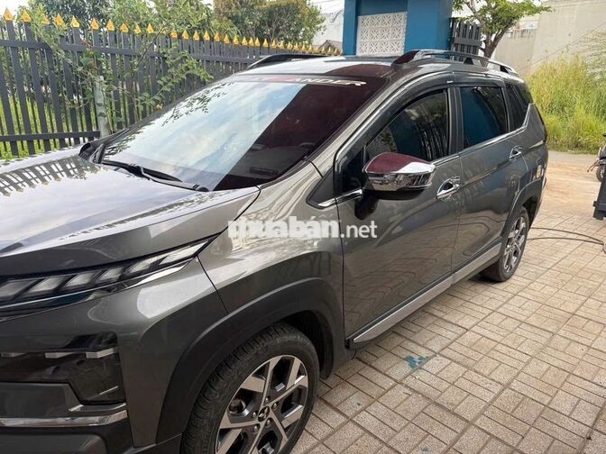 Mitsubishi Xpander Cross 2024 Xám 62000