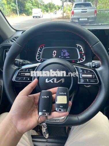 Kia Sonet 2022 Luxury 37000km Bạc
