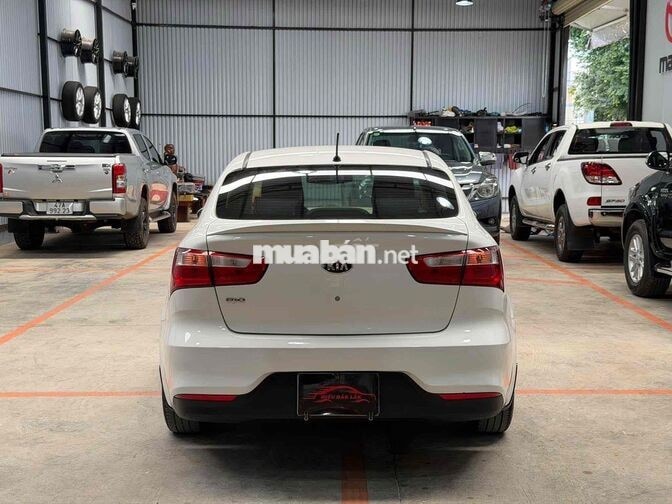 Kia Rio 2016 MT xe nhập