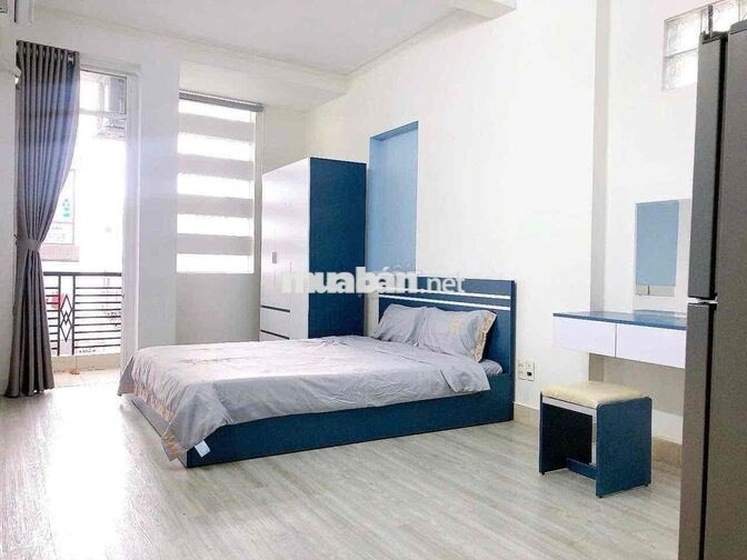 Căn Hộ full nội thất ban công giá hạt dẻ Trần Quang Khải Quận 1