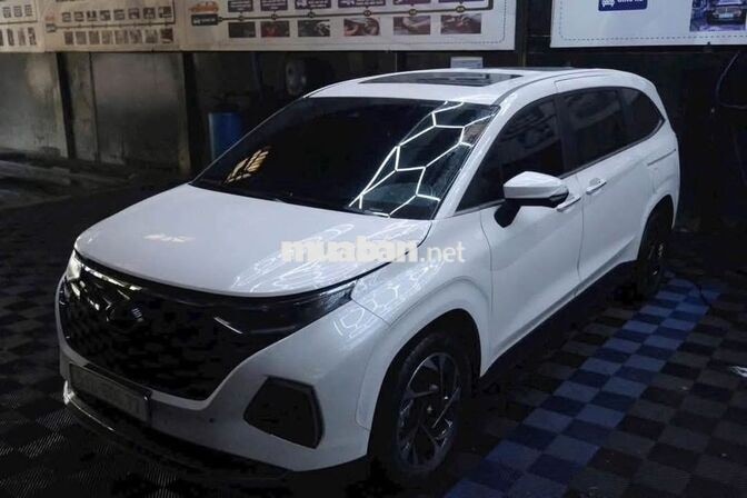 Hyundai Custin 2024 2.0 Premium Trắng