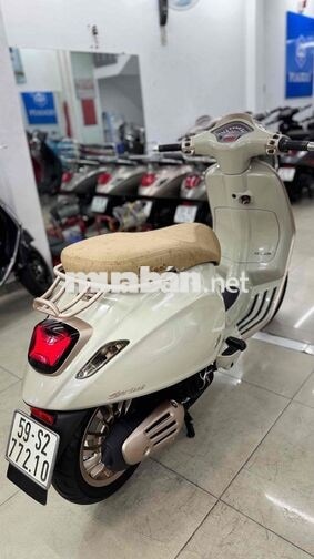 Vespa Sprint Up Full bản New cor 2026