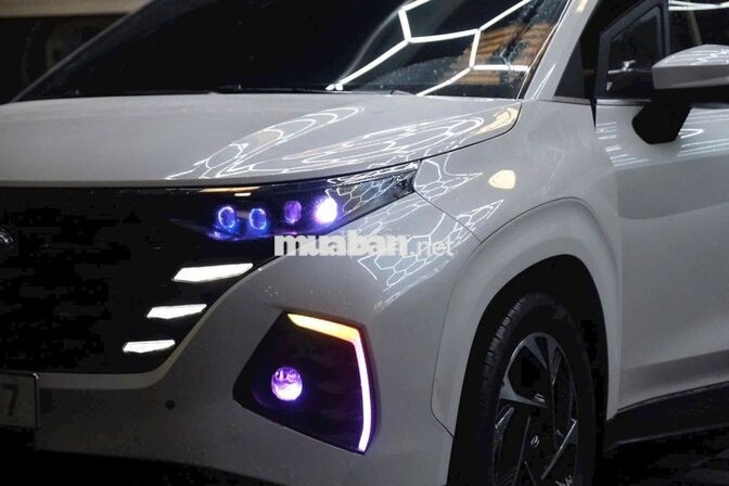 Hyundai Custin 2024 2.0 Premium Trắng