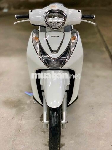 Honda SH Mode 125 CBS 2025 15000 km Trắng Xe Đẹp