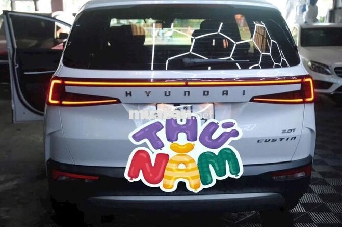 Hyundai Custin 2024 2.0 Premium Trắng