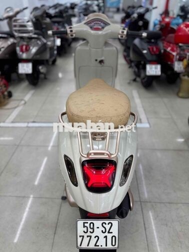 Vespa Sprint Up Full bản New cor 2026