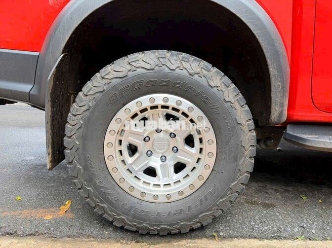FORD RAPTOR 2025 TỰ ĐỘNG 40000 KM ĐỎ