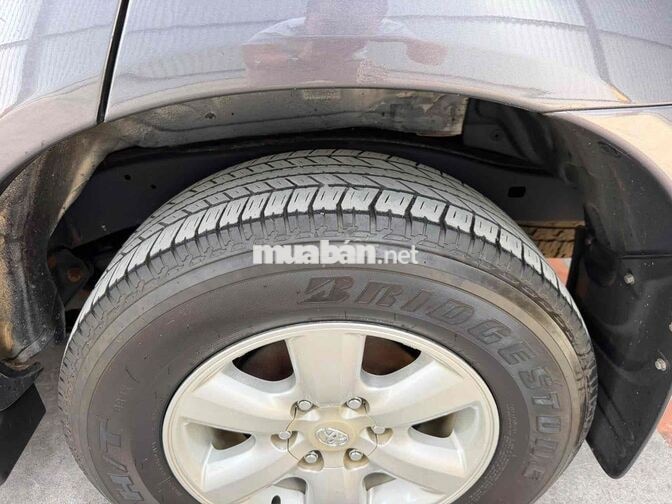Toyota Fortuner 2011 MT máy dầu