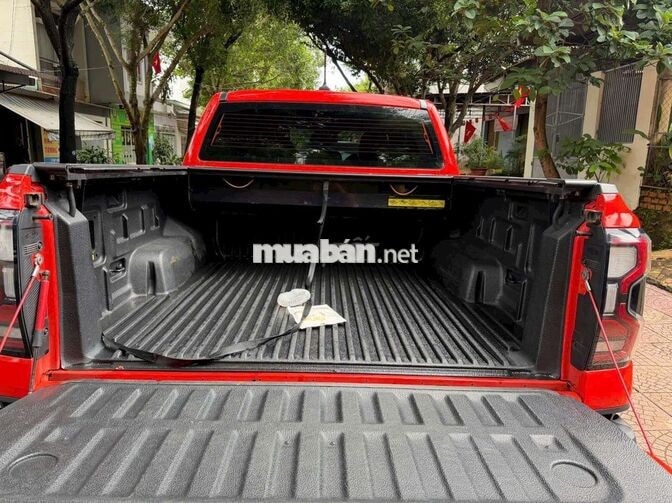 FORD RAPTOR 2025 TỰ ĐỘNG 40000 KM ĐỎ