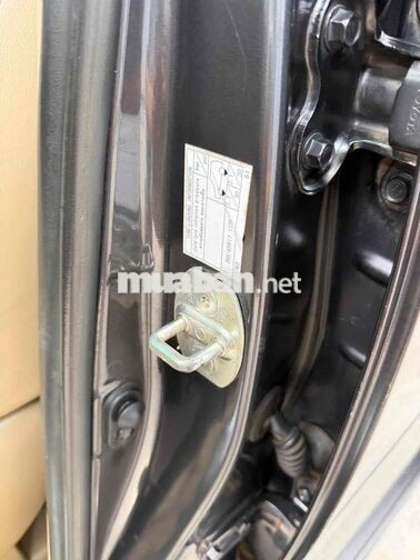 Toyota Fortuner 2011 MT máy dầu