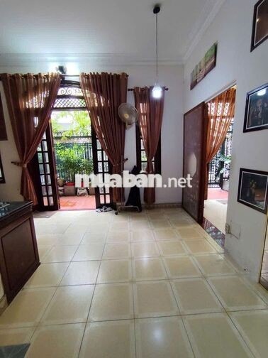 CHO THUÊ NHÀ ĐẶNG DUNG Q1 – NGANG 8,5M | 3 TẦNG | ĐẬM CHẤT VINTAGE | 