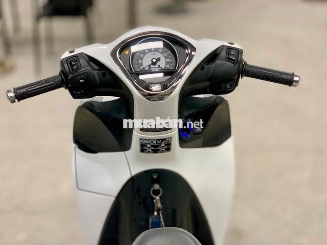 Honda SH Mode 125 CBS 2025 15000 km Trắng Xe Đẹp