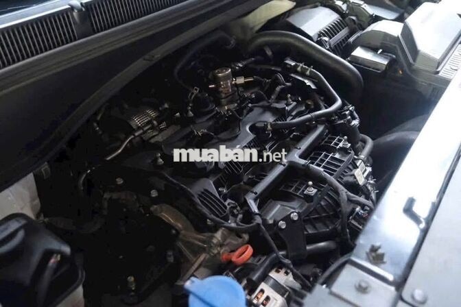 Hyundai Custin 2024 2.0 Premium Trắng