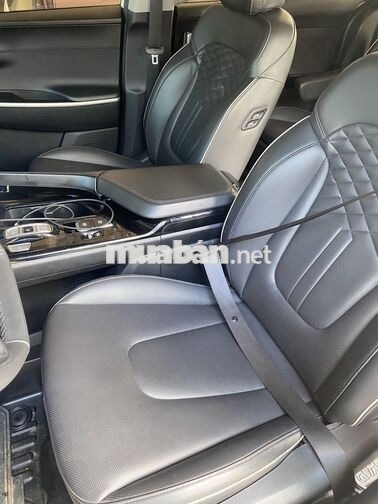 Hyundai Custin 2024 2.0 Premium Trắng
