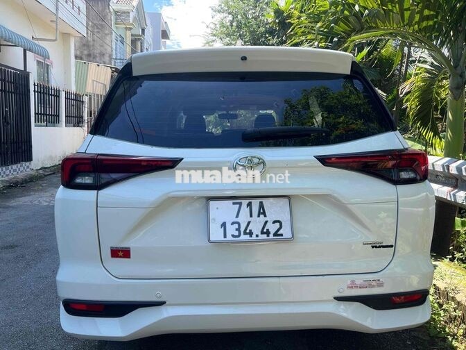 Toyota Avanza 7 chỗ số sàn 115.533 km trắng