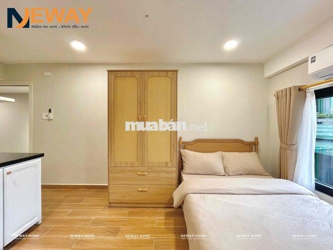 Căn Hộ Studio Cao Cấp - Cửa sổ thoáng - Full Nội Thất - Ngay Đầm Sen