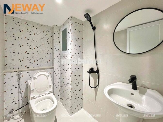 Căn Hộ Studio Cao Cấp - Cửa sổ thoáng - Full Nội Thất - Ngay Đầm Sen