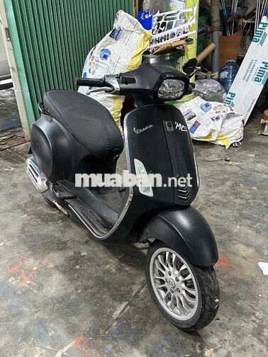 Piaggio Vespa Sprint màu Đen