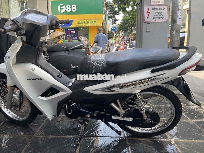 Honda Wave Alpha Trắng Việt Nam