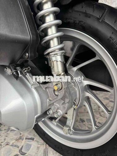 Honda SH Mode 2024 3.600Km màu Trắng Mới Tinh