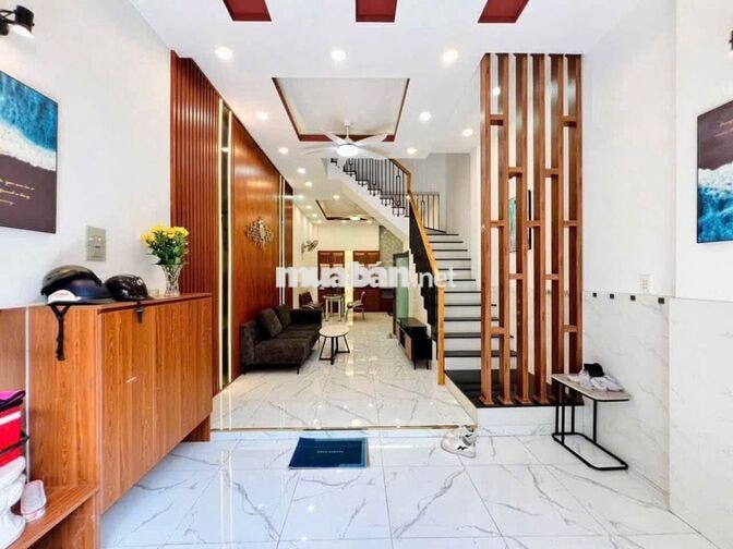 CHO THUÊ NHÀ 3 LẦU MỚI ĐẸP HẺM ĐƯỜNG TRẦN THỊ HÈ QUẬN 12 