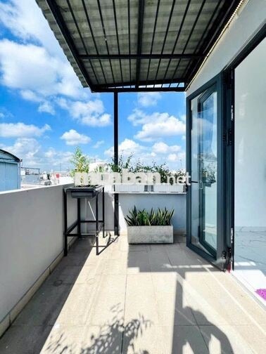 CHO THUÊ NHÀ 3 LẦU MỚI ĐẸP HẺM ĐƯỜNG TRẦN THỊ HÈ QUẬN 12 