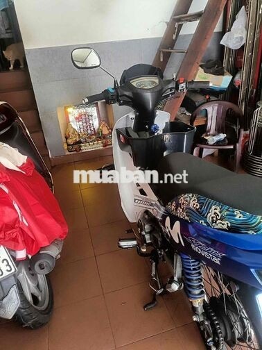 Xe máy 50cc màu Xanh Trắng