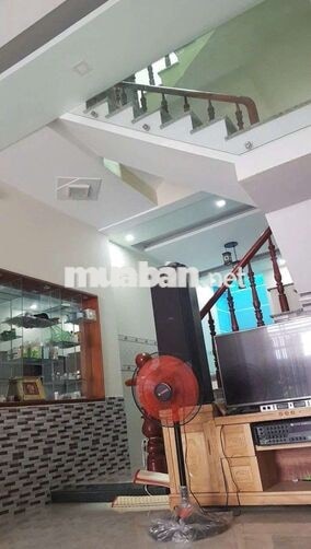 4*17. Nhà 2 lầu 4pn 3wc. Tân Chánh hiệp 10. Q12
