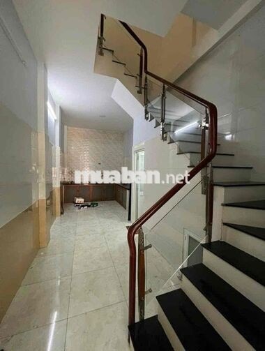 Cho thuê nhà MTKD Lê Sát, gần Gò Dầu 1 lầu
