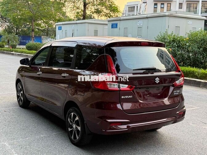 SUZUKI ERTIGA 2022 AT xăng điện