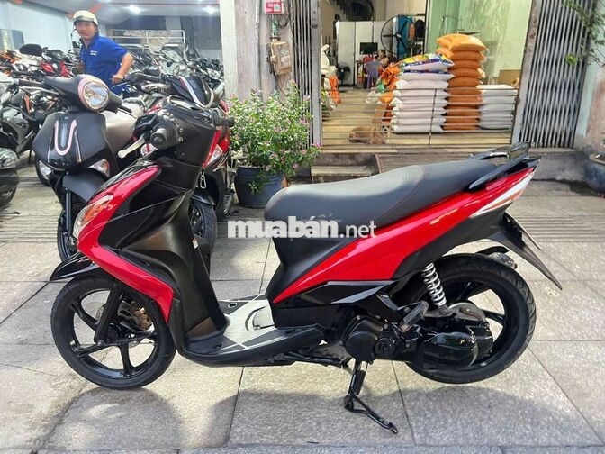YAMAHA LUVIAS 2013 ĐỎ ĐEN