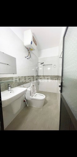 Bán Gấp nhà 3 tầng lô góc có thương lượng
