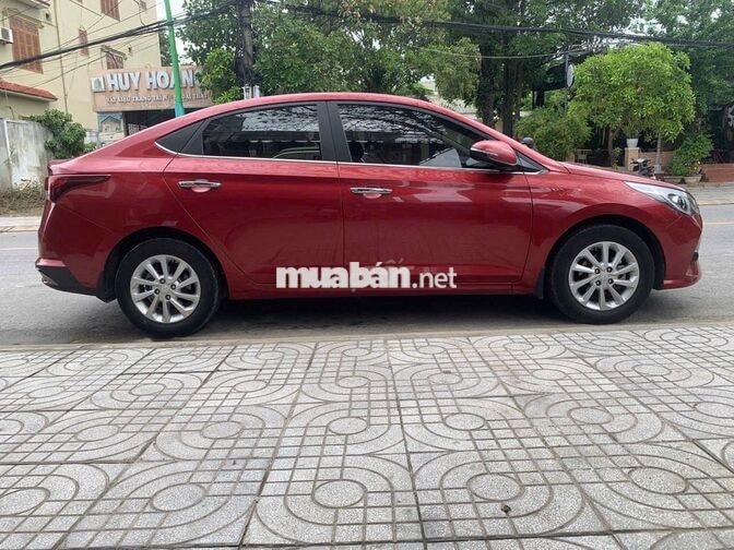 Hyundai Accent 1.4 AT Đỏ