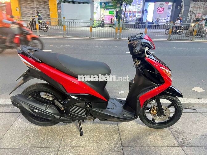 YAMAHA LUVIAS 2013 ĐỎ ĐEN