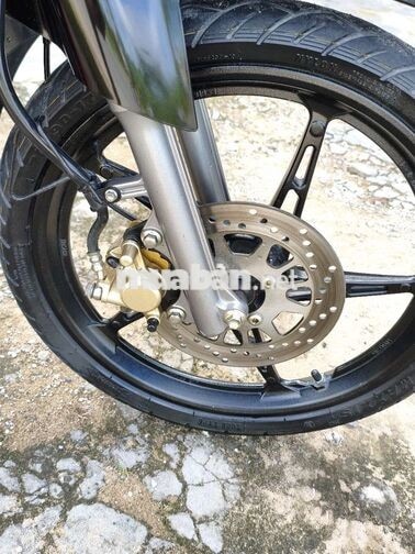 Yamaha Sirius màu đỏ đen 