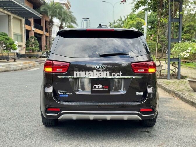 Kia Sedona 2019 Luxury 27k km Nâu