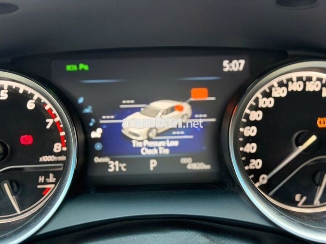 Toyota Camry 2019 2.5Q 40000 km đen