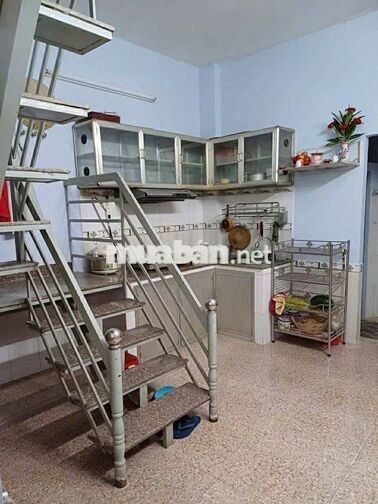 nhà cho thuê Phạm thế hiển f6 Q8