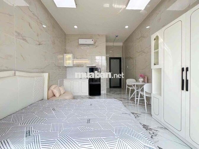 Cho thuê căn hộ full nội thất ban công ở Lê Văn Sỹ Quận 3