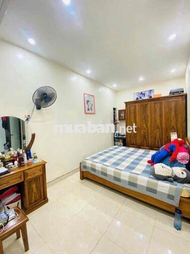 5 tầng Đại La, Hai Bà Trưng - Ngõ kinh doanh, full nội thất, 12 triệu