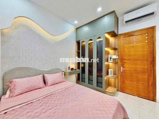 Nhà Nguyễn Tư Giản Mới Keng 3Lầu 4PN Nội Thất Xịn 15tr