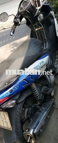 Yamaha Nouvo LX màu Xanh trắng. Giá 3,9tr