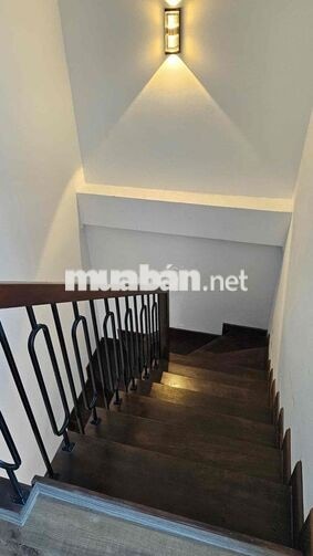 CHO THUÊ NHÀ RIÊNG NGUYỄN HOÀNG TÔN, XUÂN LA. 45m2x5T, Ô TÔ, NGÕ THÔNG